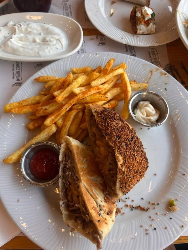 Dönerci Aygün Zorlu