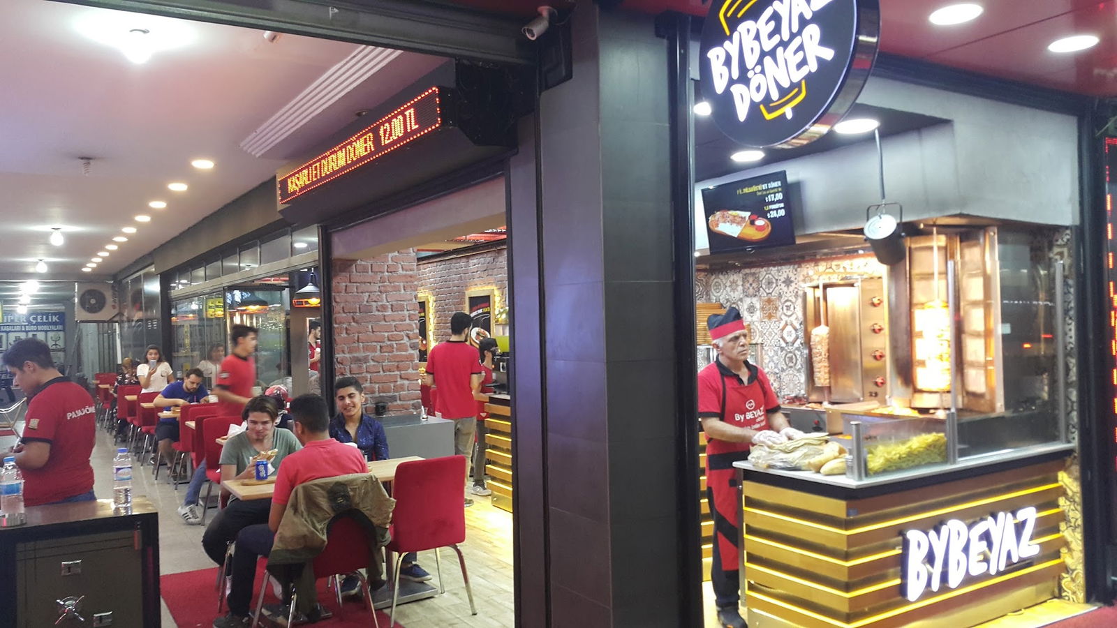 By Beyaz Döner 500 Evler