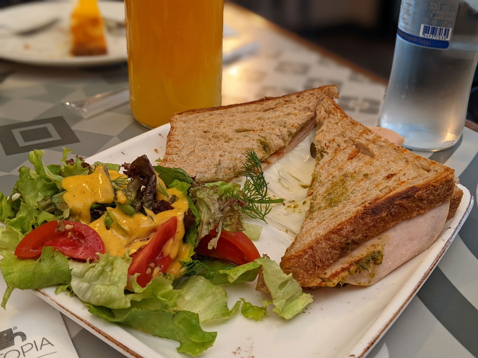 Coffeetopia Eminönü