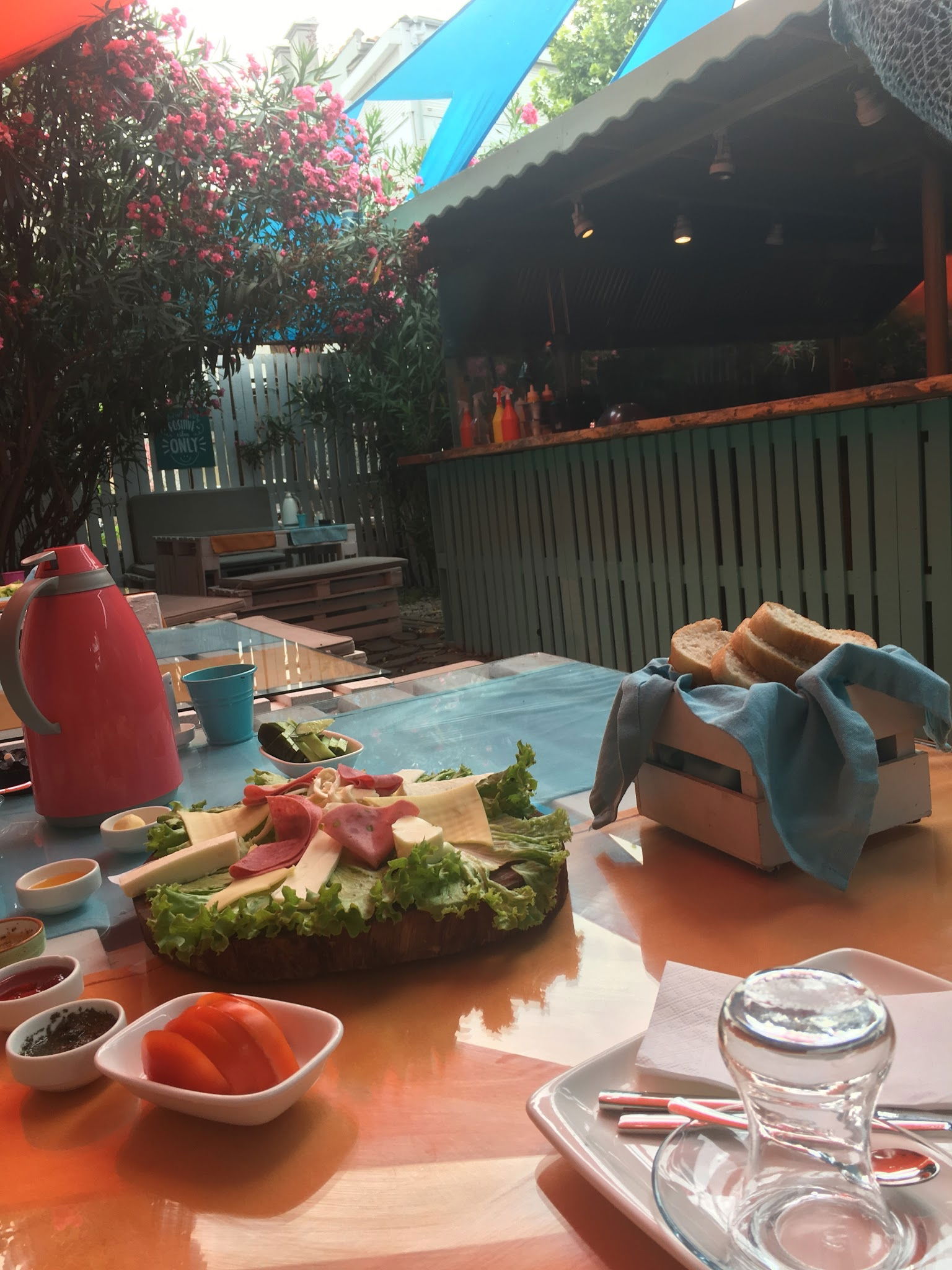 Büyükada Bistro Candy Garden Restaurant Cafe