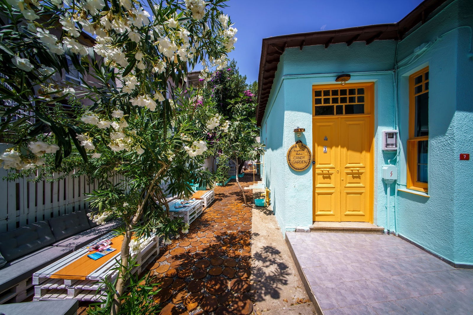 Büyükada Bistro Candy Garden Restaurant Cafe