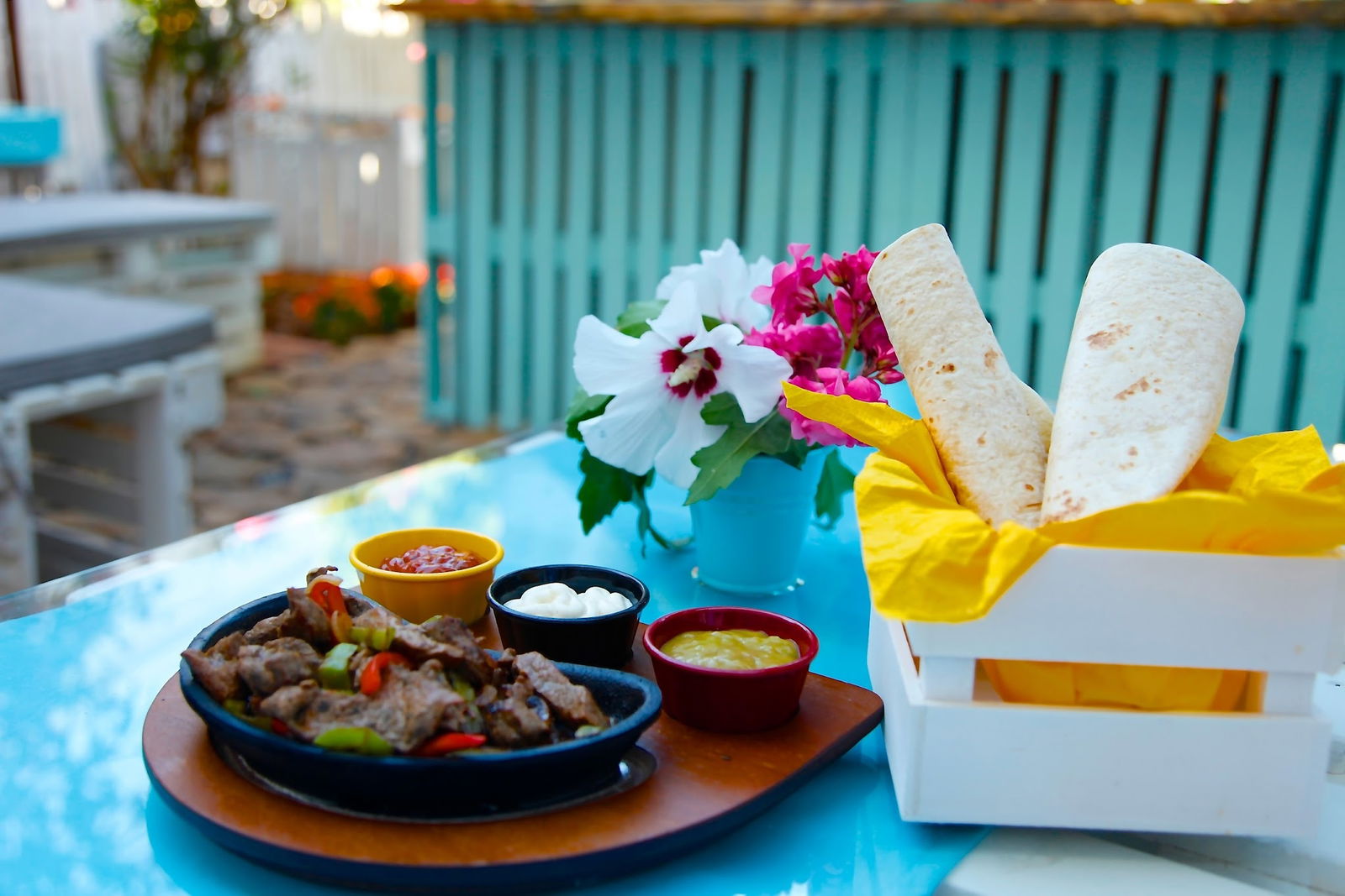 Büyükada Bistro Candy Garden Restaurant Cafe