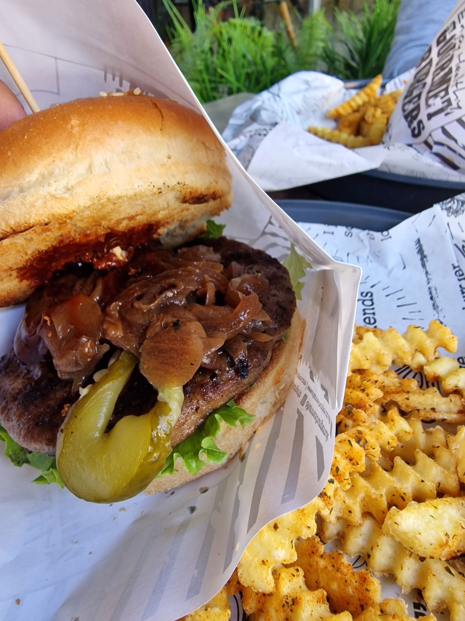 Ohannes Burger Gaziemir