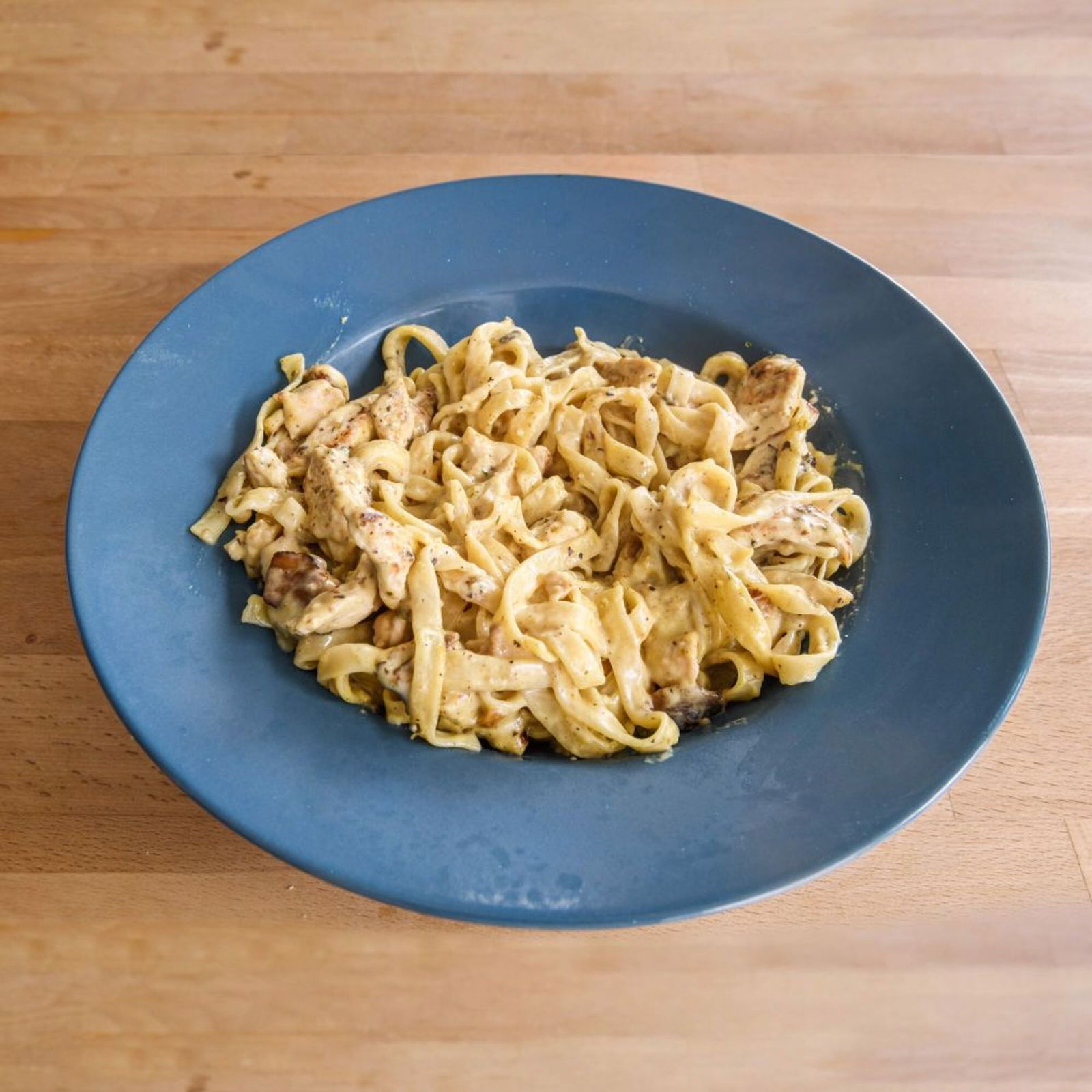 Köri Soslu Penne Alfredo