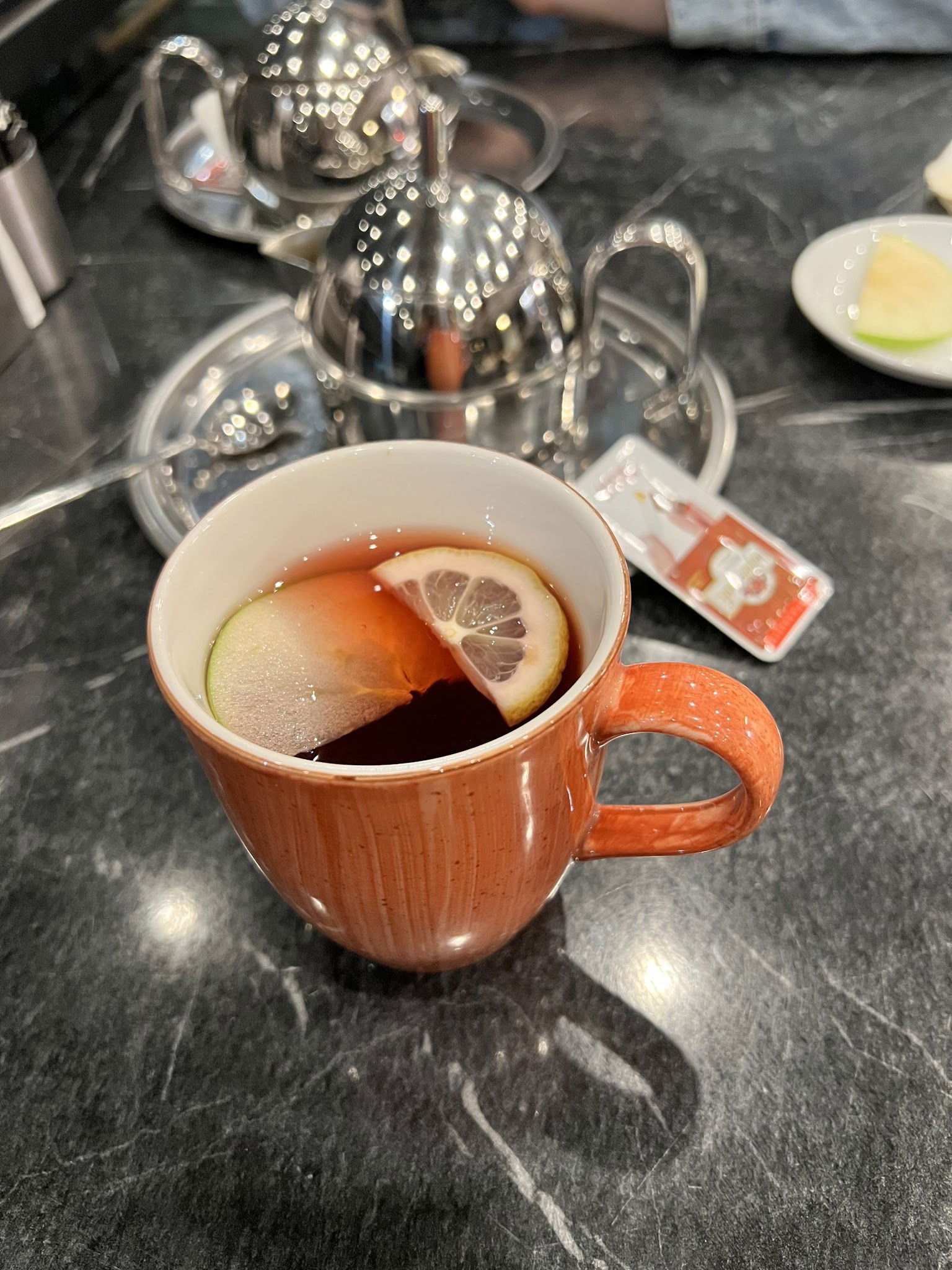 Lazilla Cafe & Restaurant