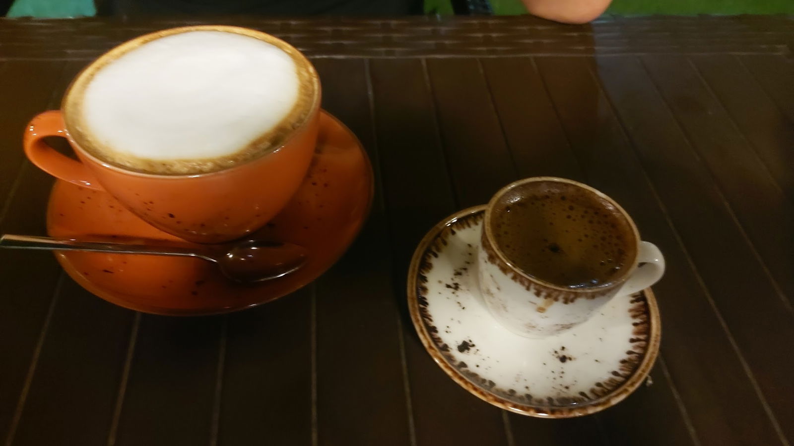 Lazilla Cafe & Restaurant