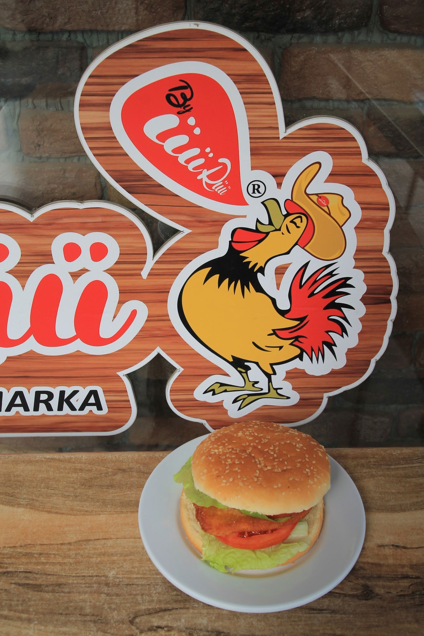 By Üürüü Piliç Çevirme Basaksehir Iosb