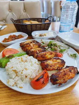 Mert Döner resimleri