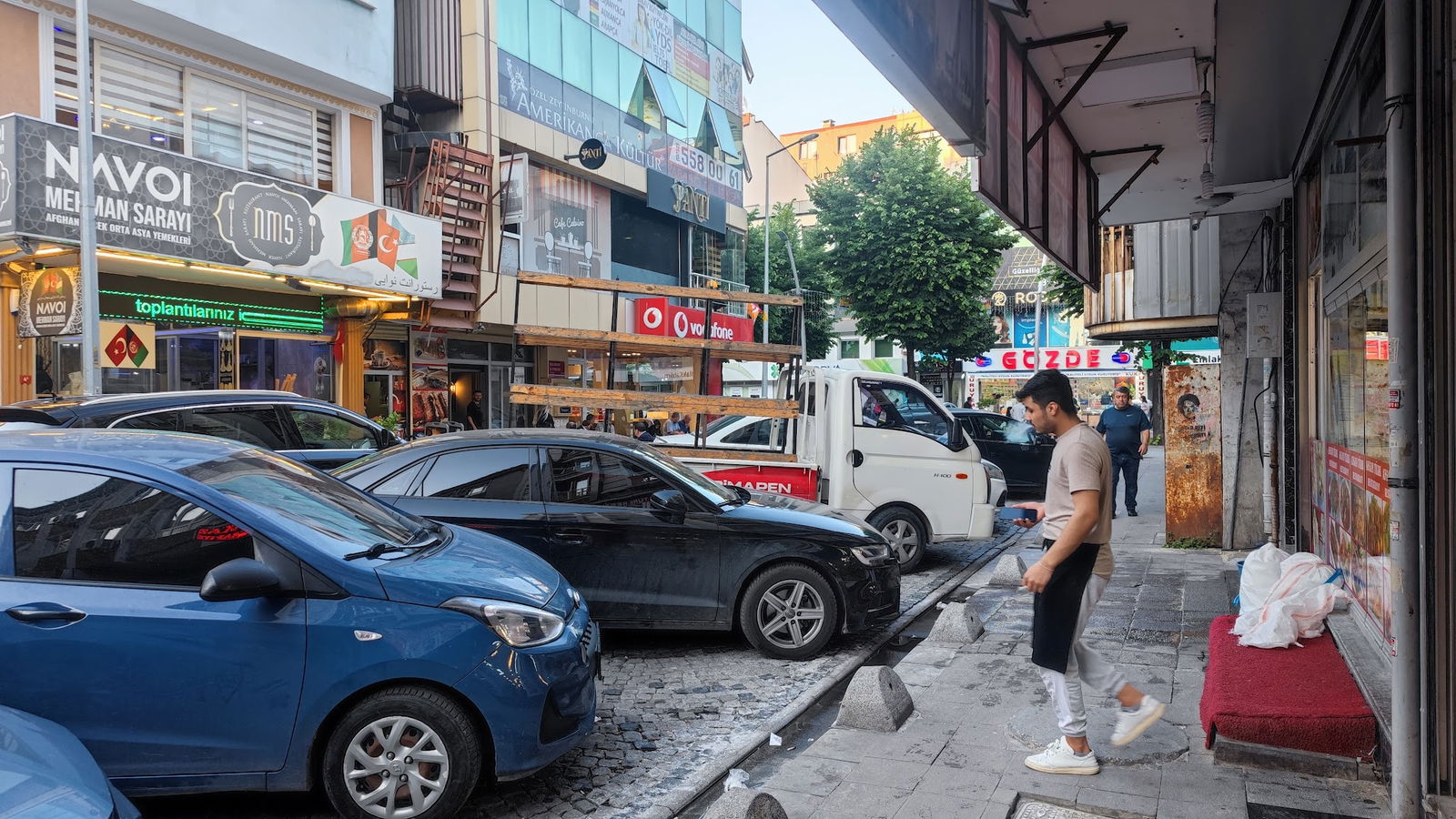 Afghan Turk Restaurant افغان ترک رستورانت