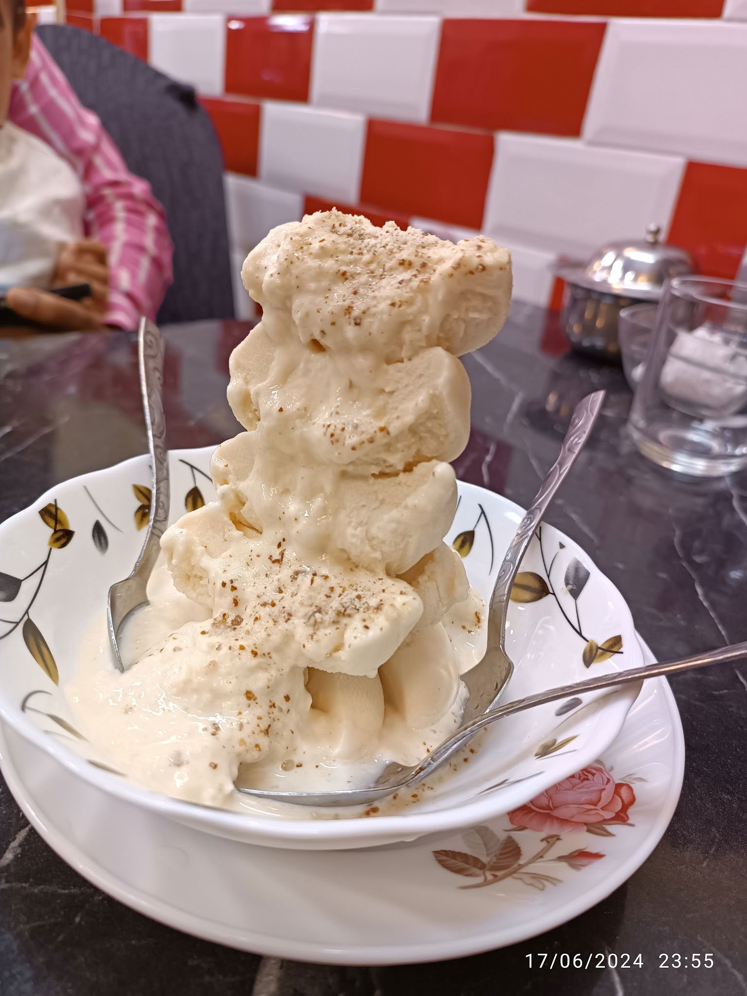 Afghan Turk Restaurant افغان ترک رستورانت