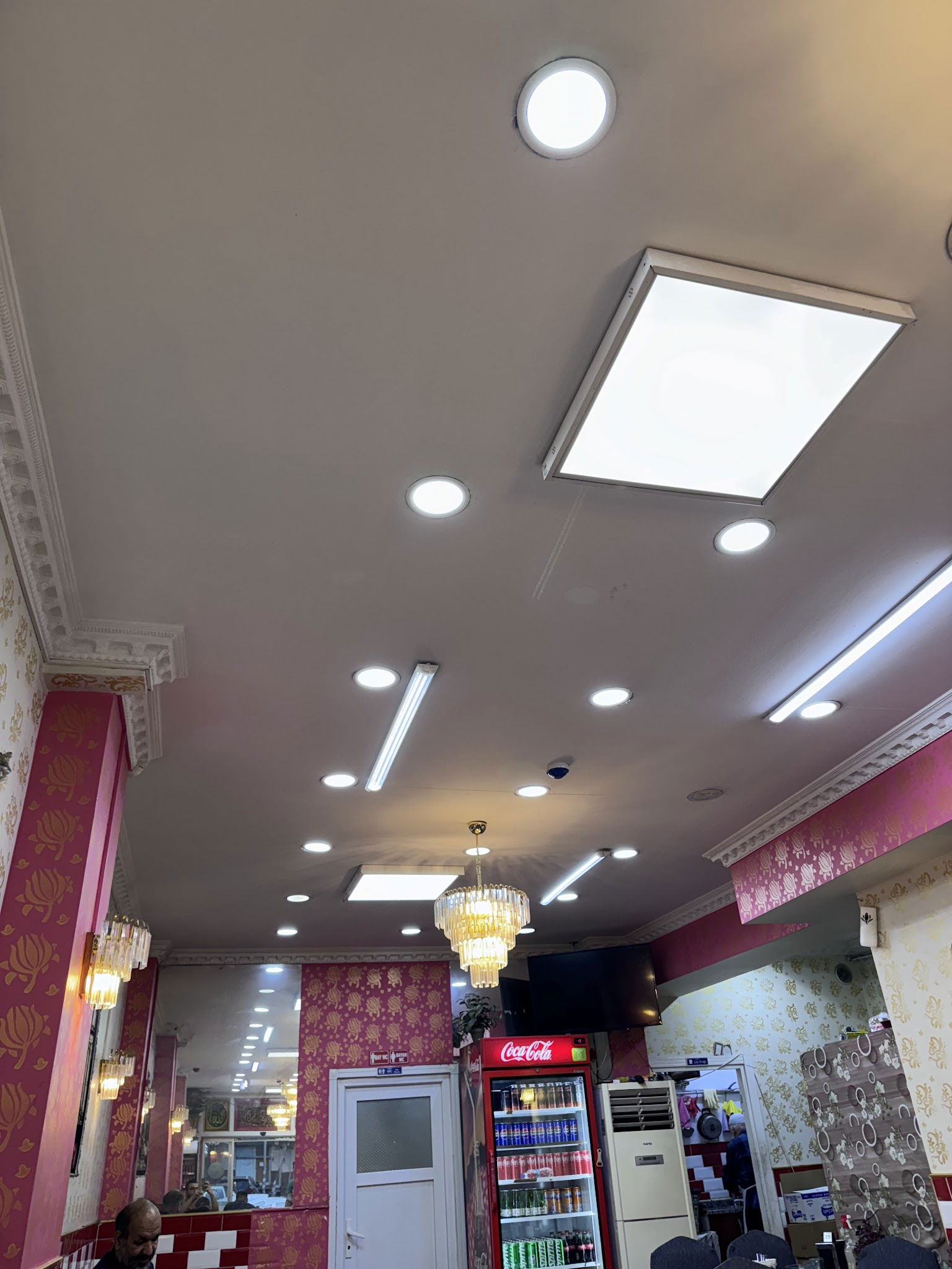 Afghan Turk Restaurant افغان ترک رستورانت