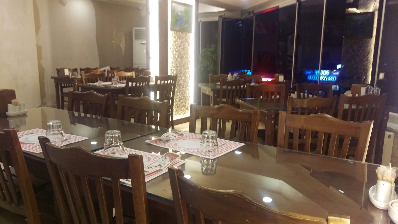 Hacii Akyurt Sofrası