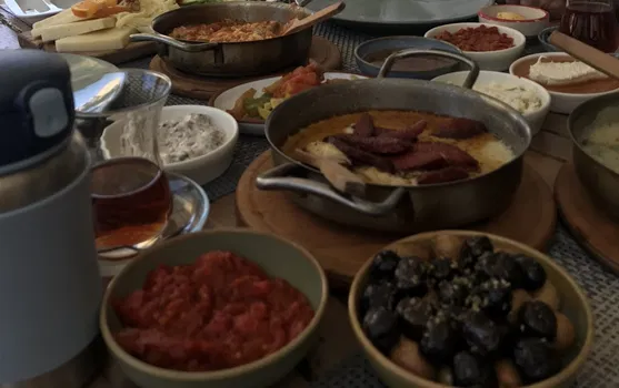 Bremori Göçmen Kahvaltısı resimleri