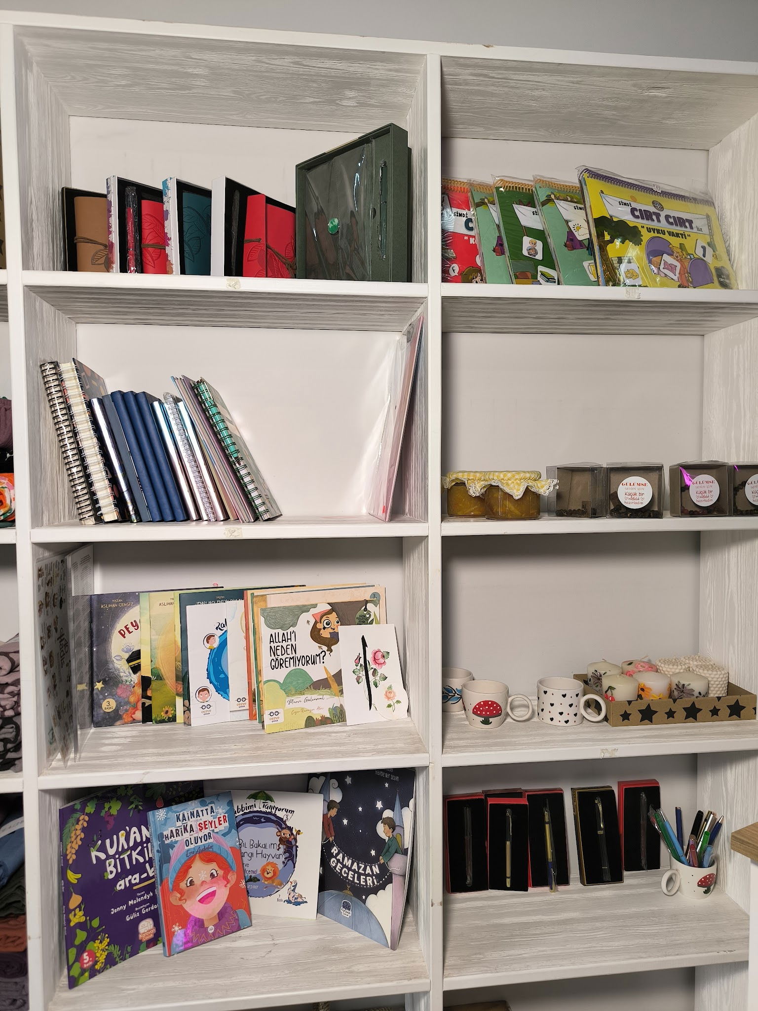 Gülümse Atölye & Cafe