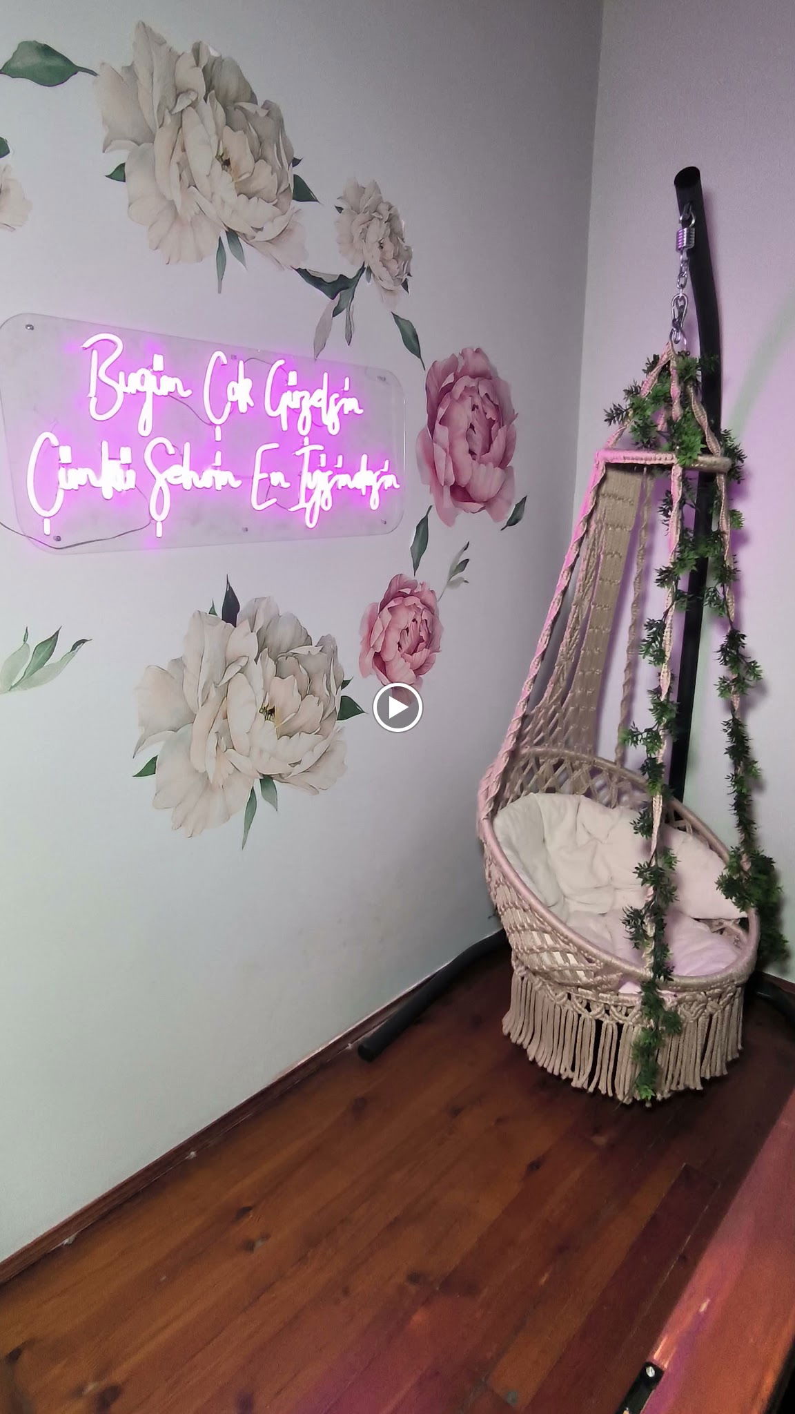 Gülümse Atölye & Cafe