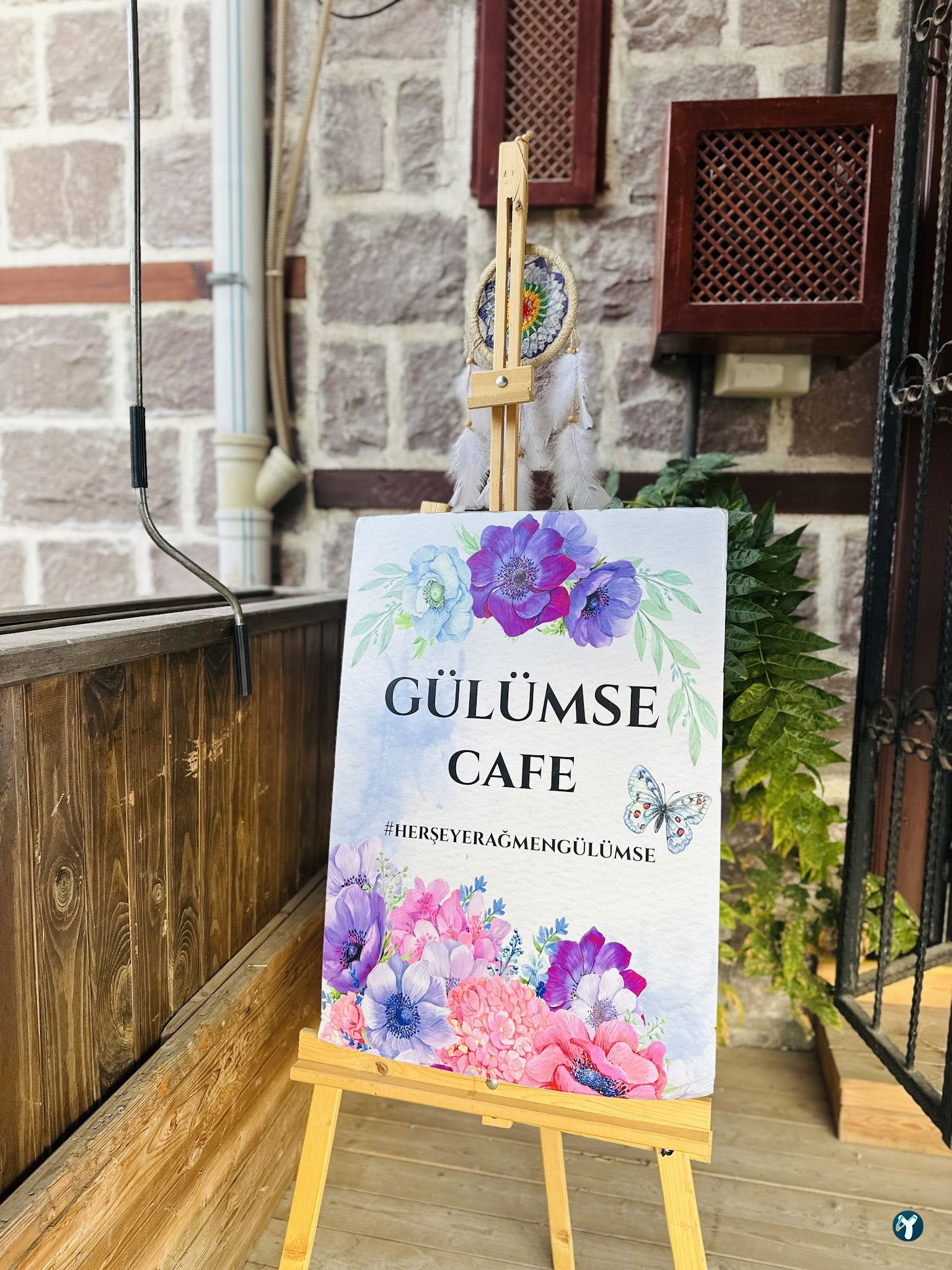 Gülümse Atölye & Cafe