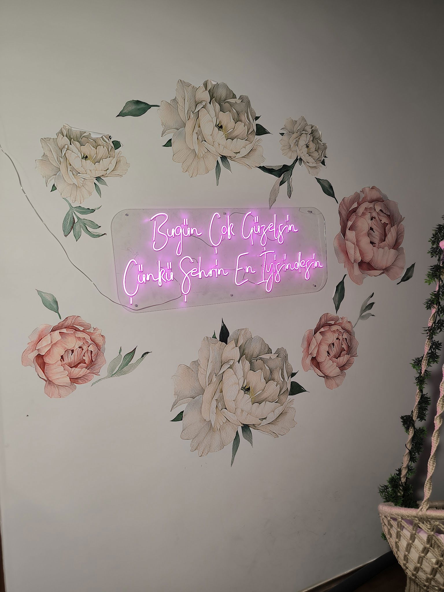 Gülümse Atölye & Cafe