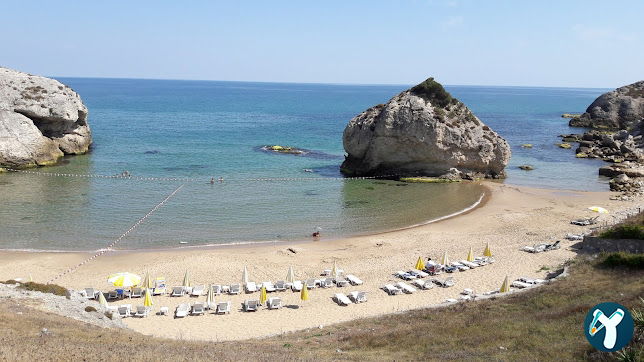 Menendi Beach Clup
