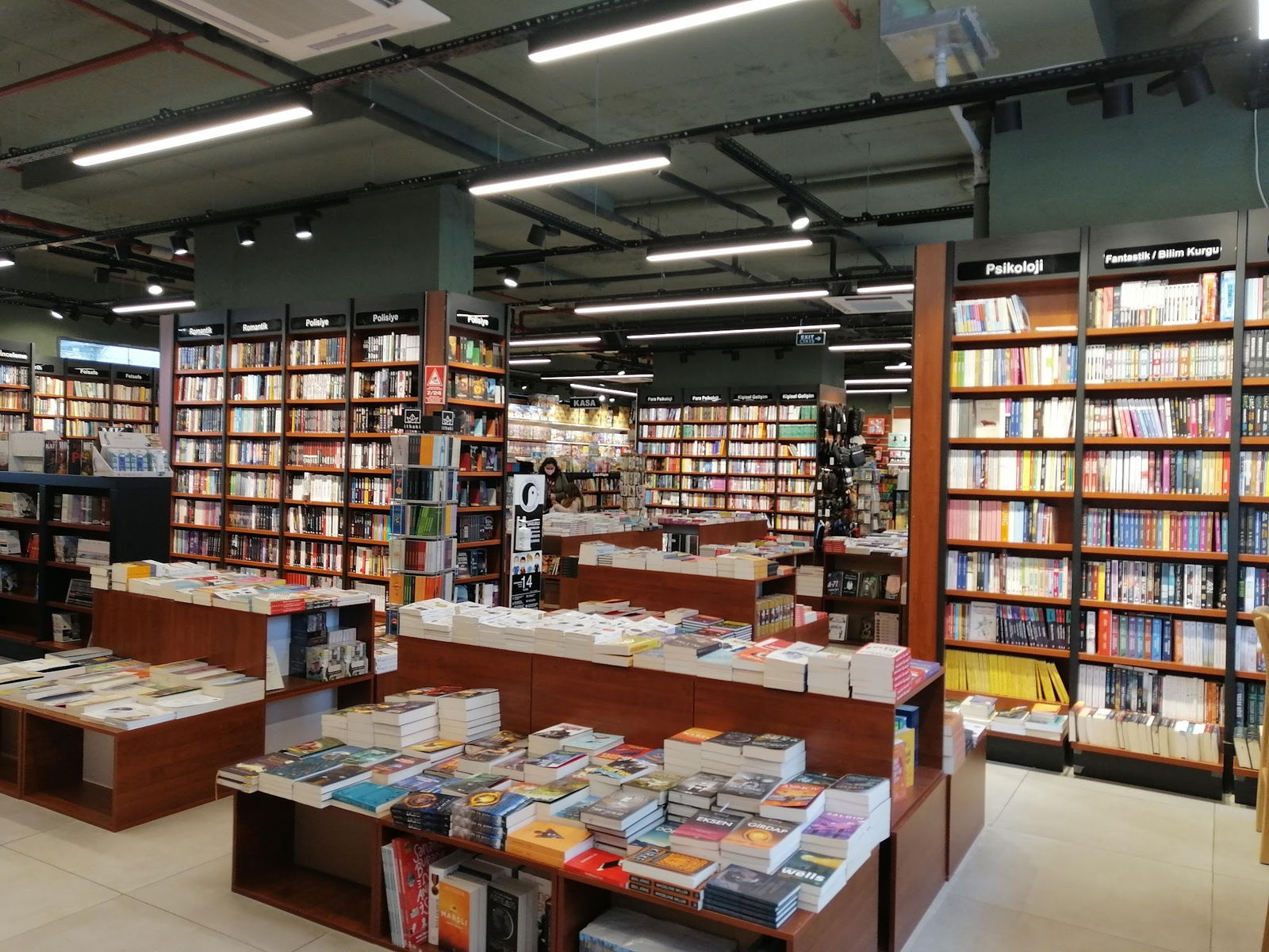 Penguen Kitabevi Tuzla