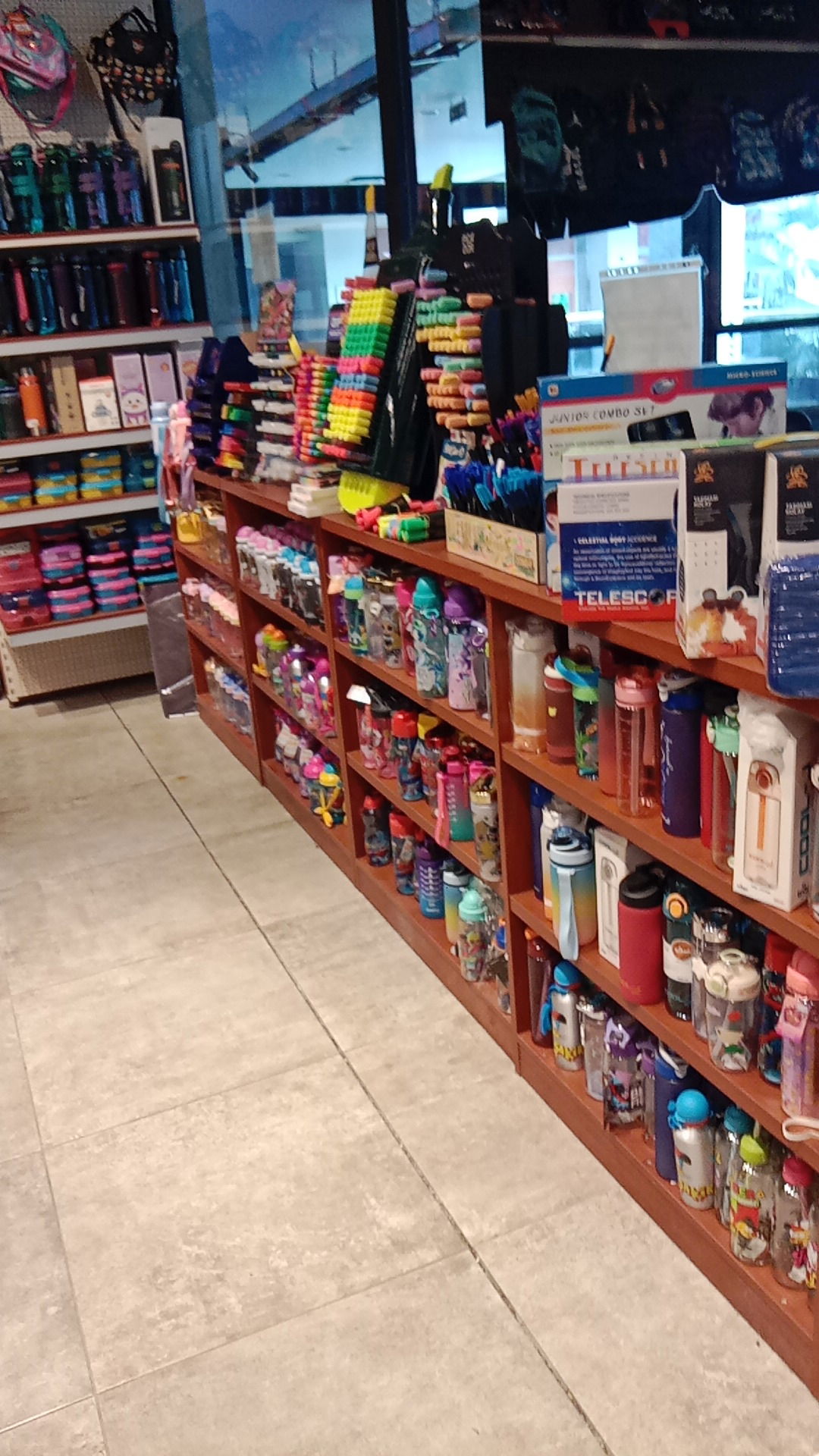 Penguen Kitabevi Tuzla