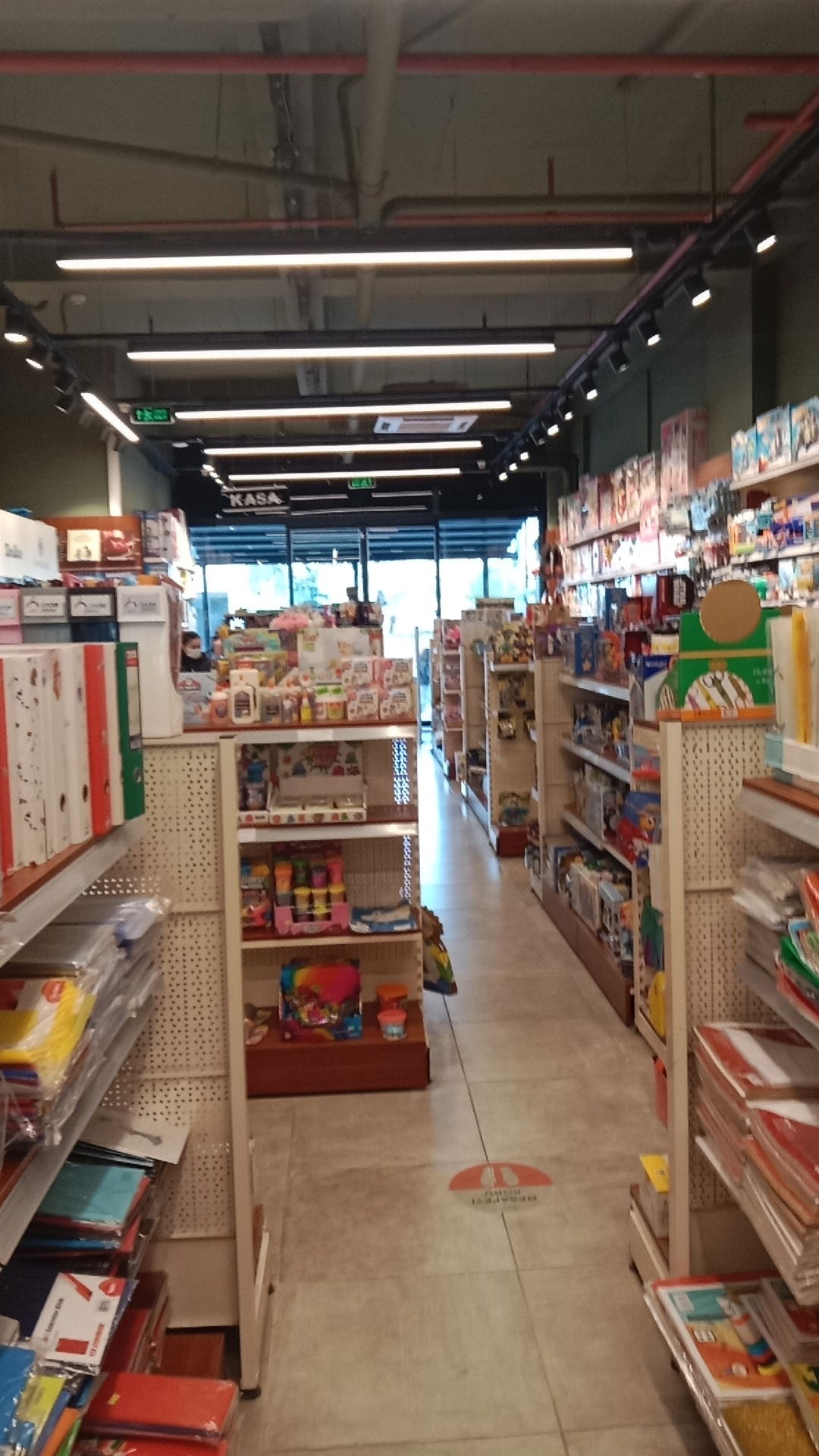 Penguen Kitabevi Tuzla