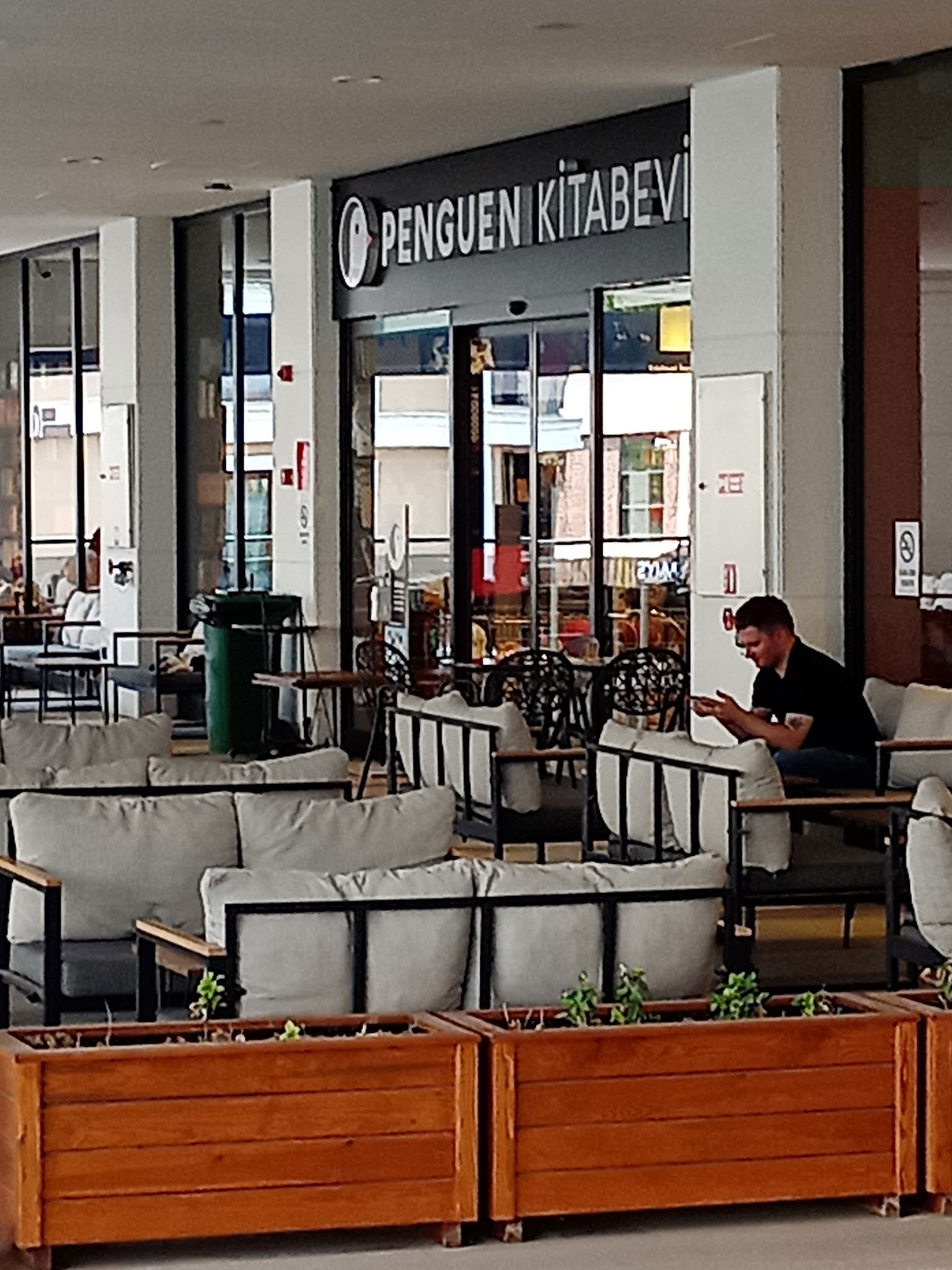 Penguen Kitabevi Tuzla