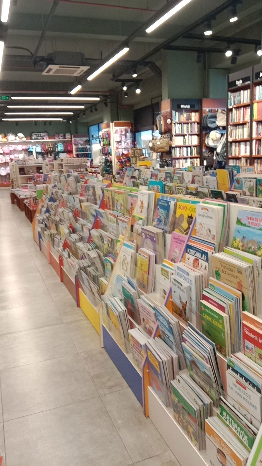 Penguen Kitabevi Tuzla