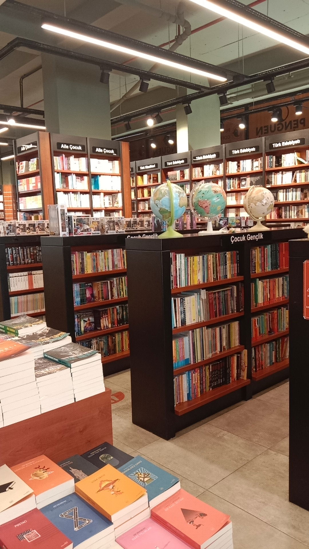 Penguen Kitabevi Tuzla