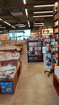 Penguen Kitabevi Tuzla resimleri