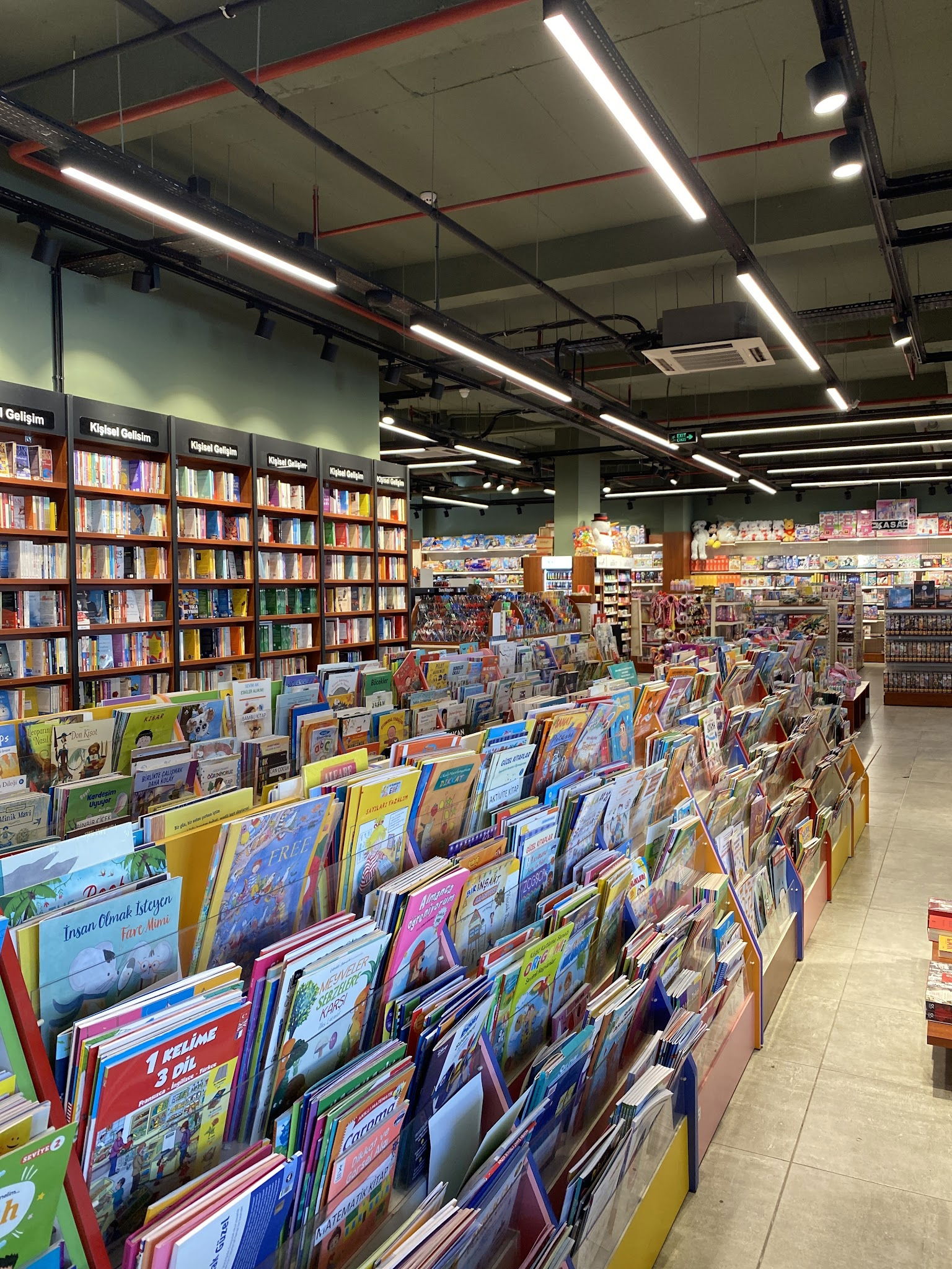 Penguen Kitabevi Tuzla