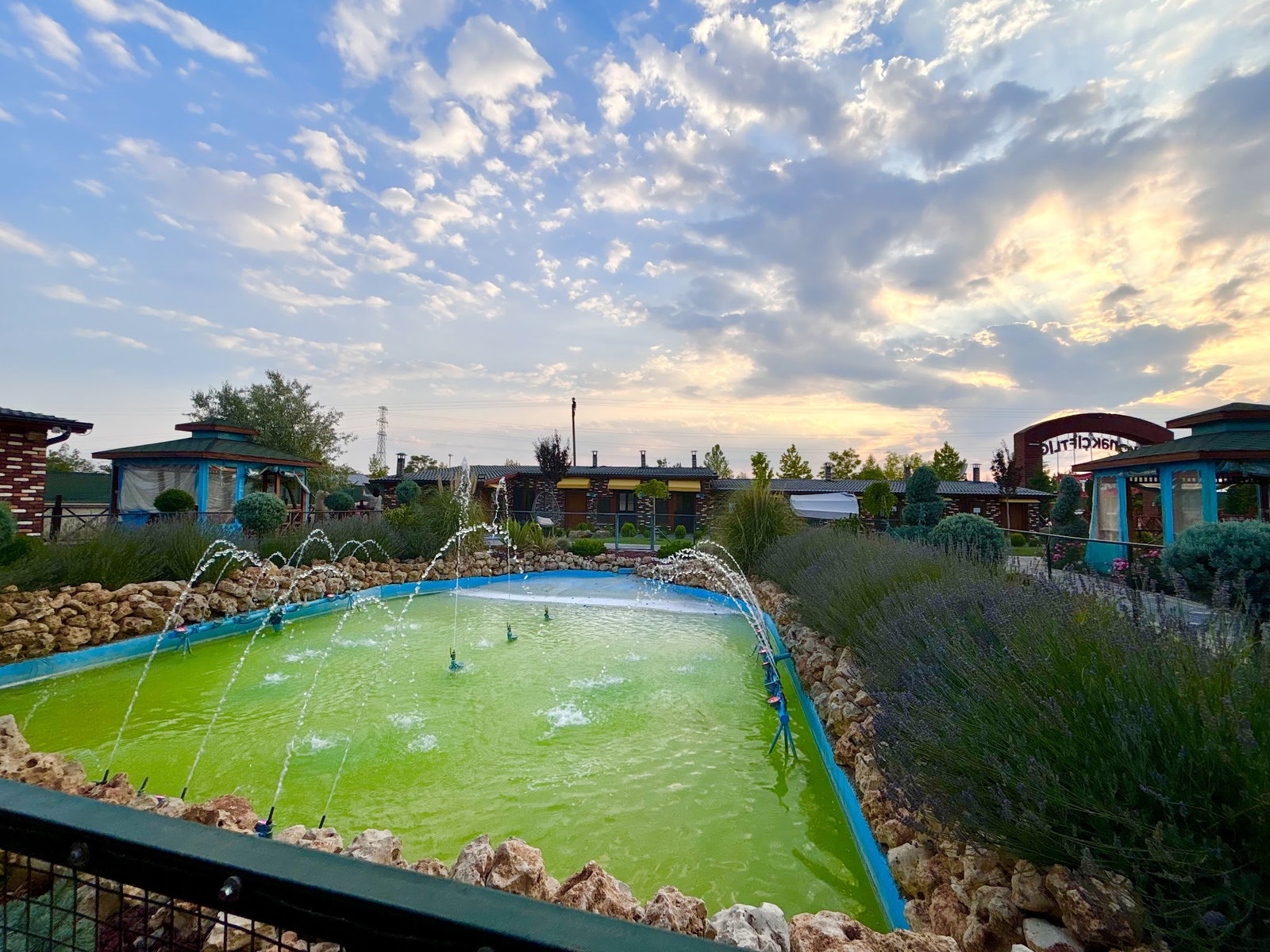 Konak Çiftliği Et Mangal Restaurant