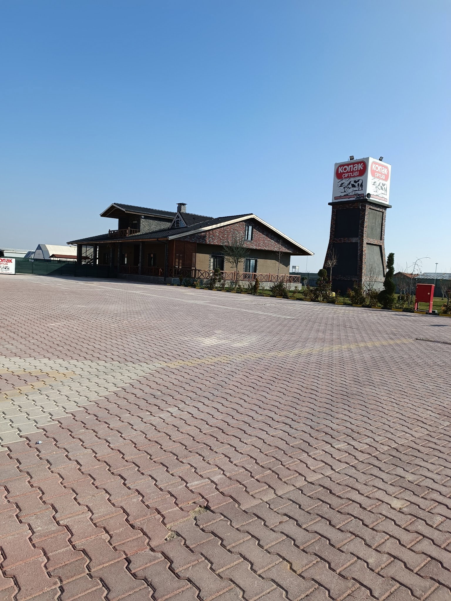 Konak Çiftliği Et Mangal Restaurant