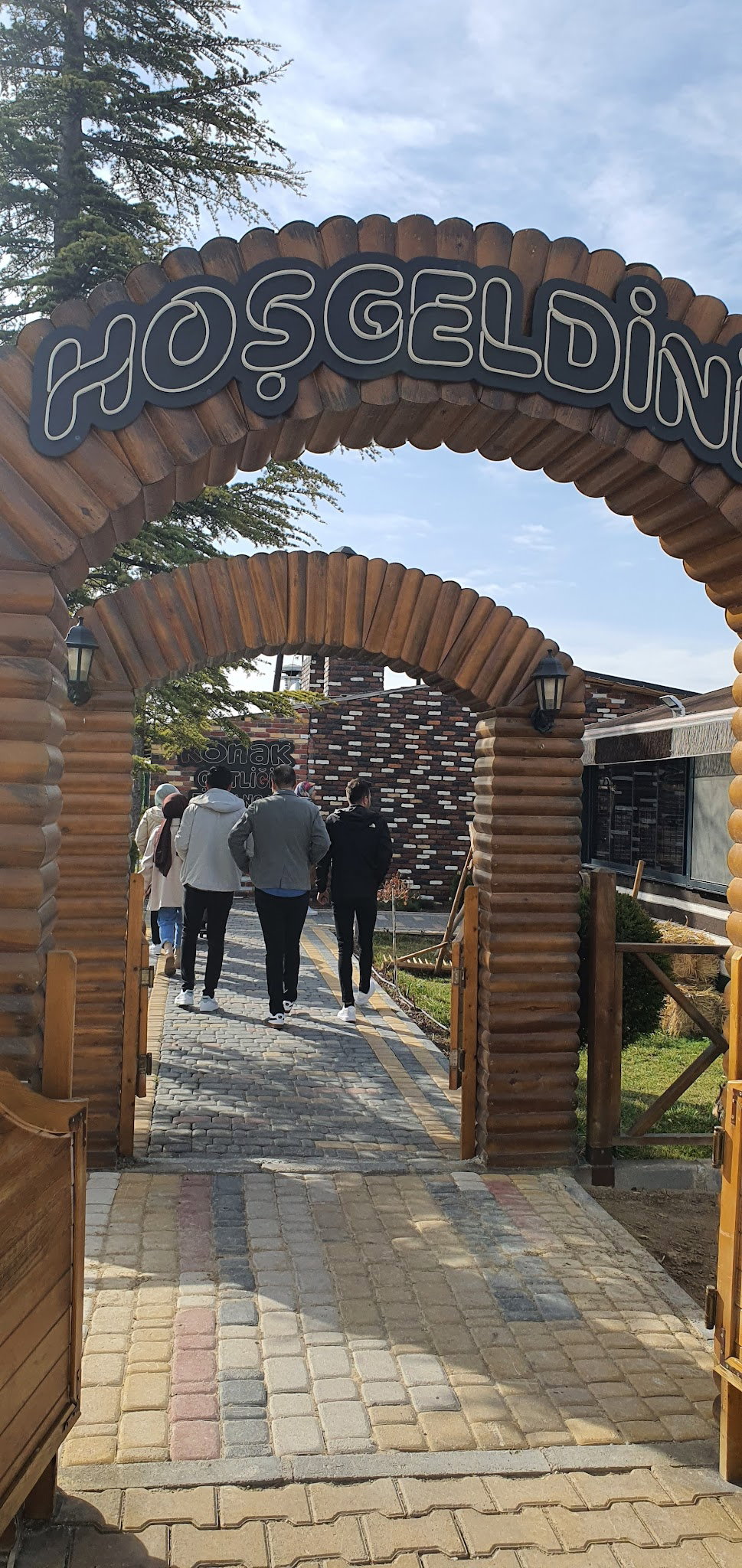 Konak Çiftliği Et Mangal Restaurant