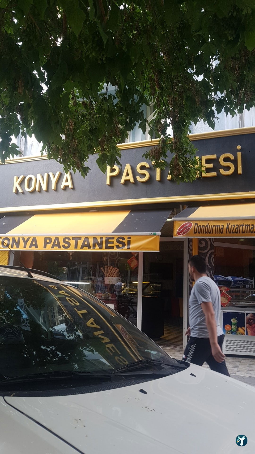 Cafe Konya Közde Çay