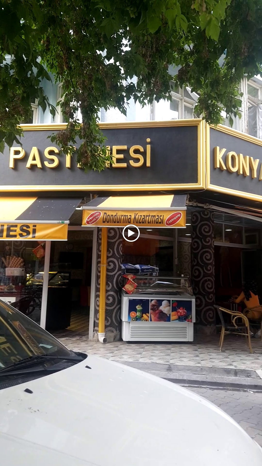 Cafe Konya Közde Çay