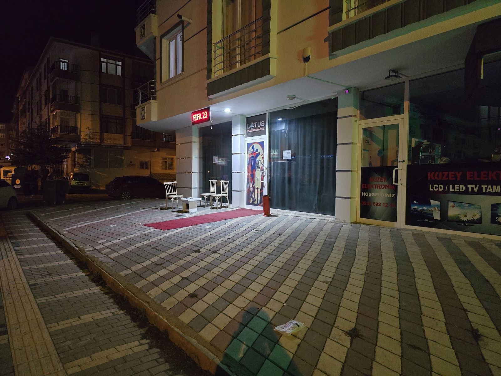 Lotus Playstation Cafe