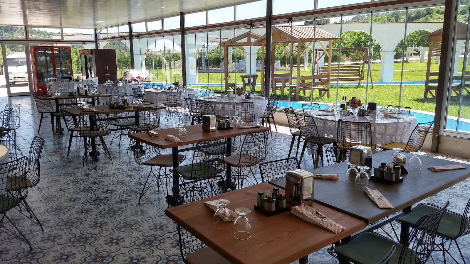 Sağlam Restaurant Bergama / Babadan Usta İşleri