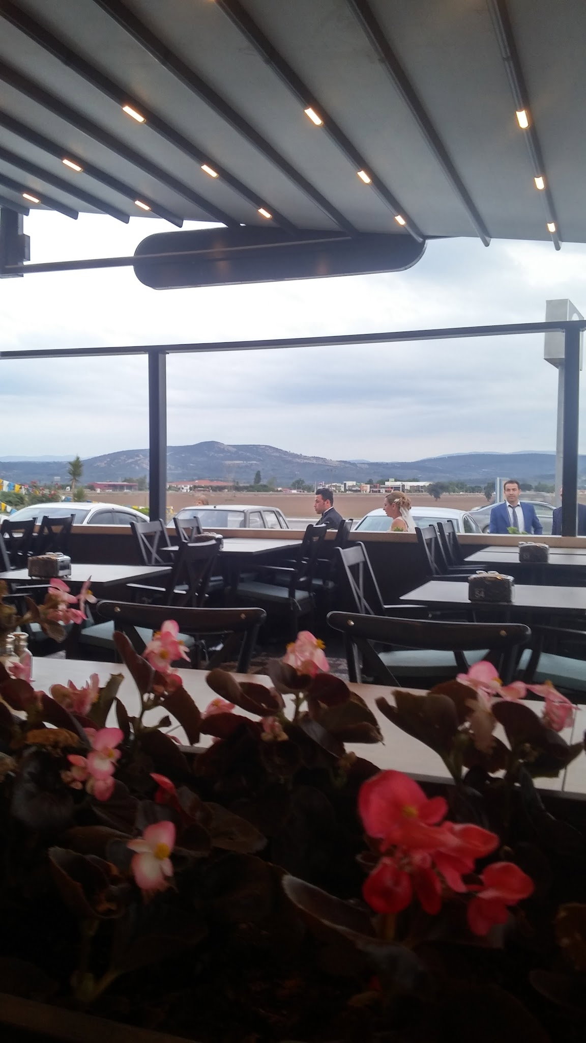 Sağlam Restaurant Bergama / Babadan Usta İşleri