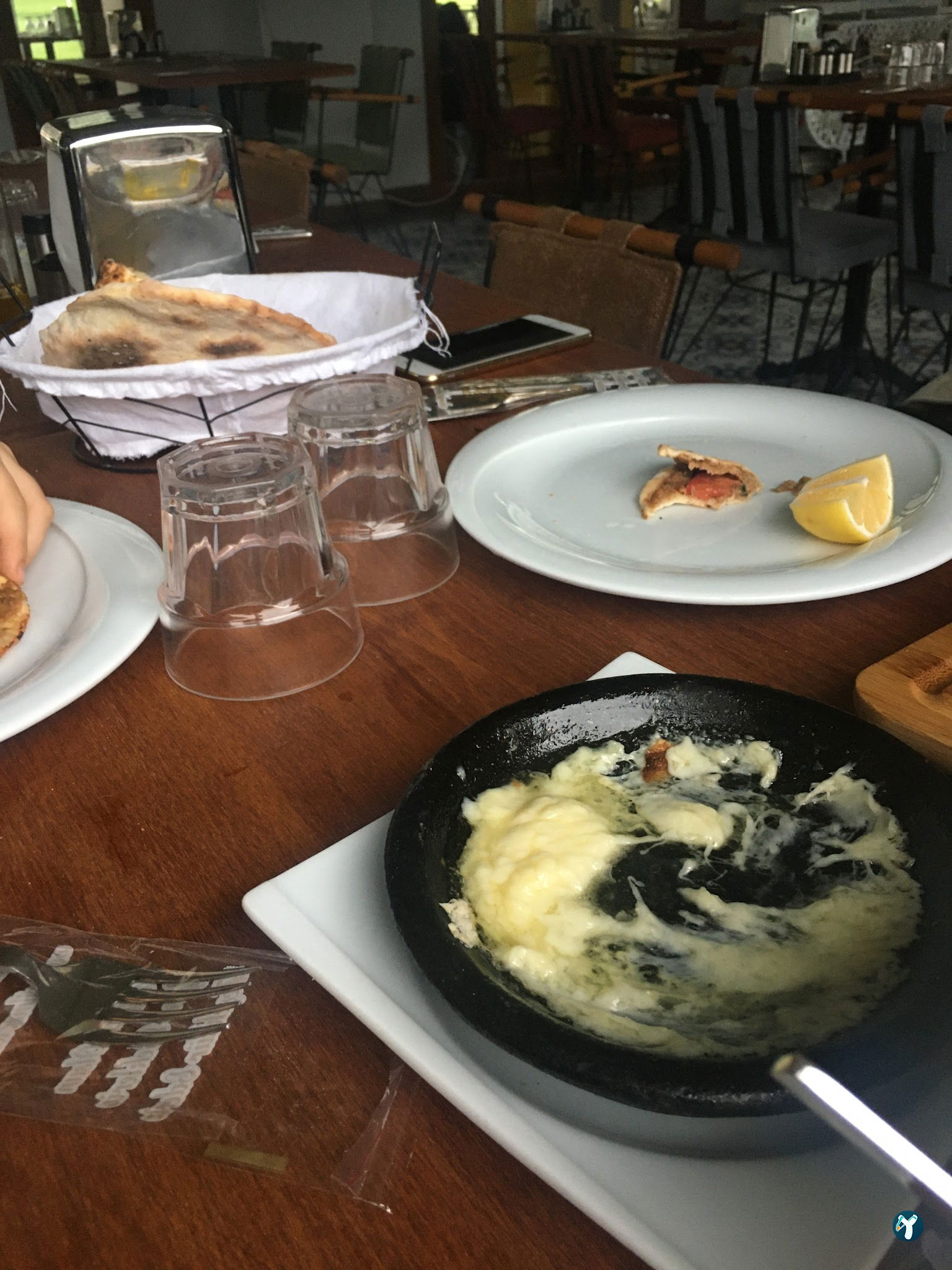 Sağlam Restaurant Bergama / Babadan Usta İşleri