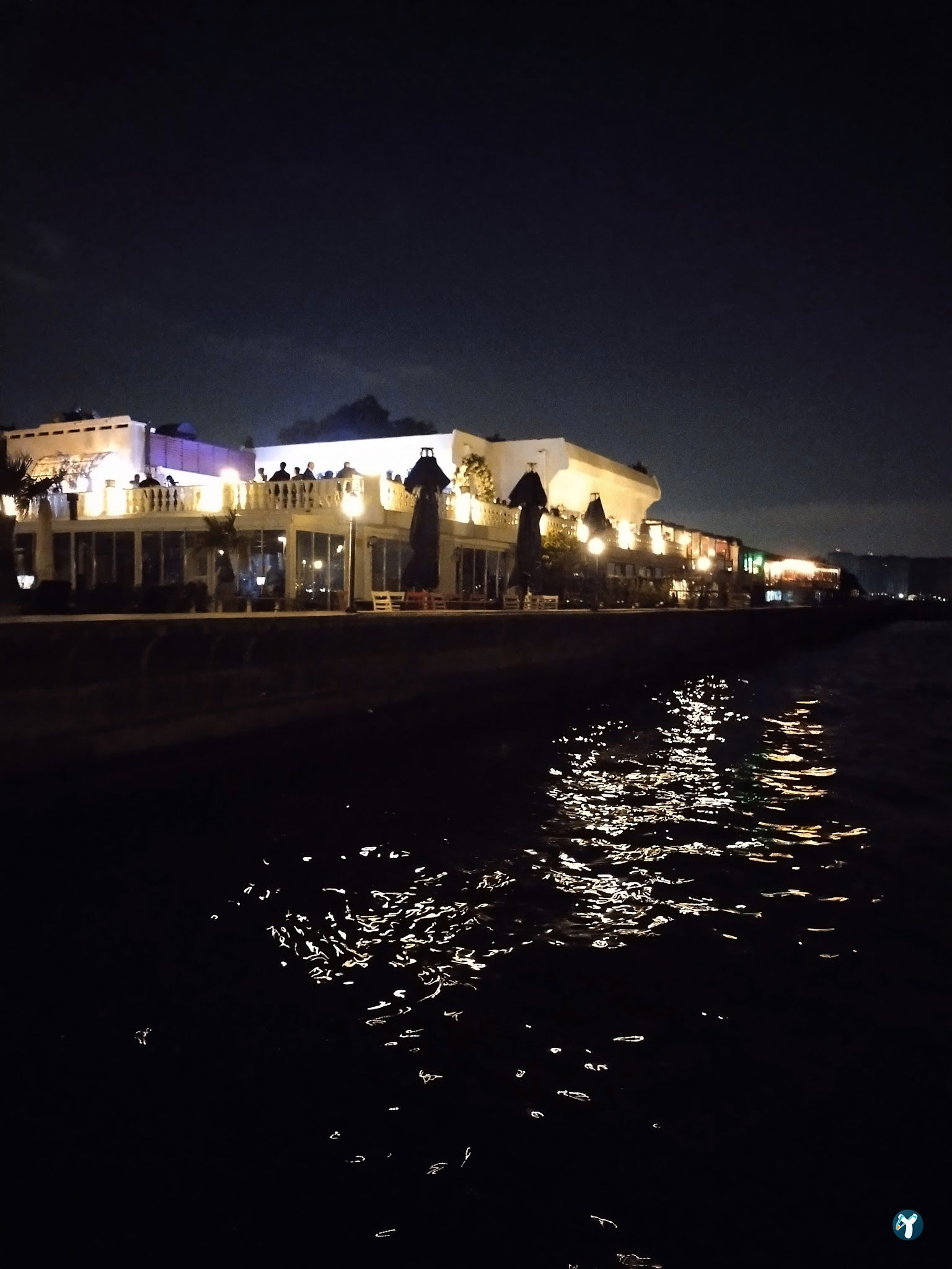 Smc Cafe & Bar
