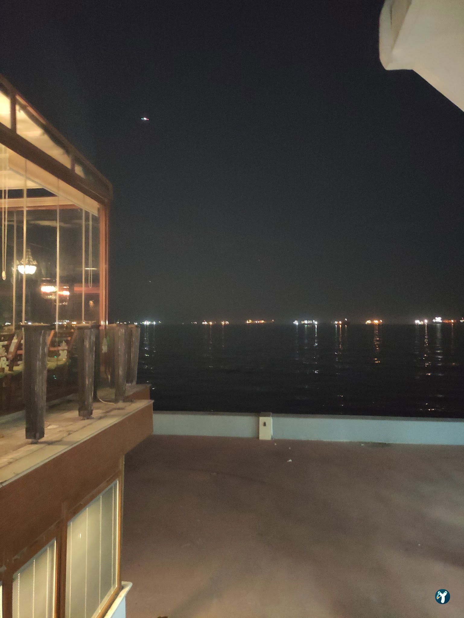 Smc Cafe & Bar