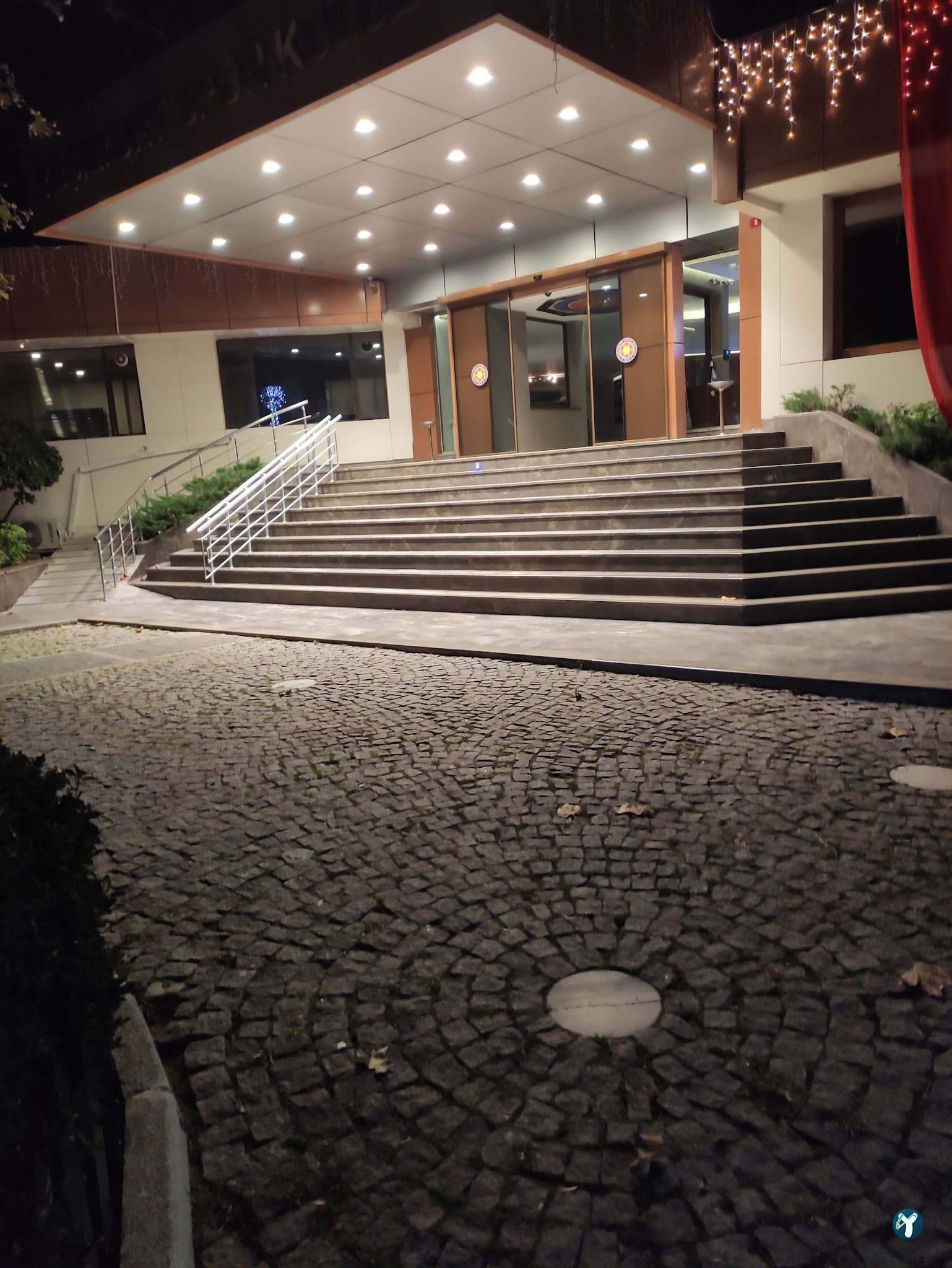 Smc Cafe & Bar