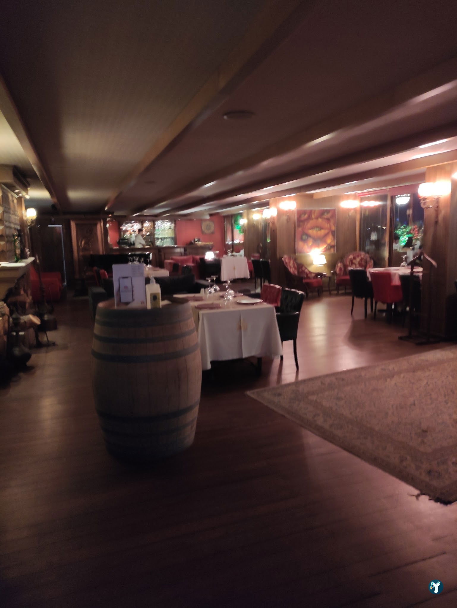 Smc Cafe & Bar