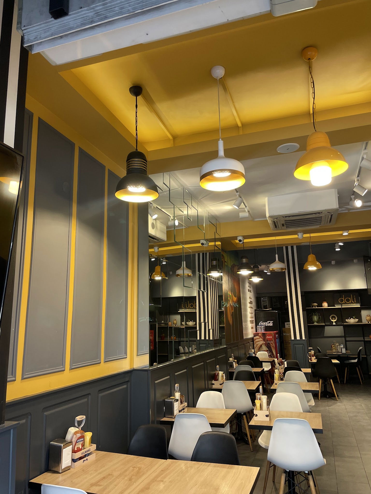 Dali Burger Kadıköy