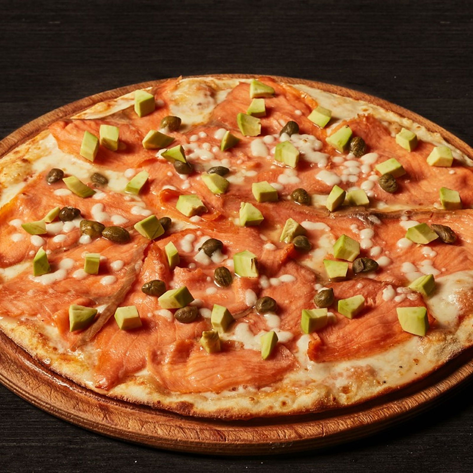 Avokado Somon Pizza (Büyük)