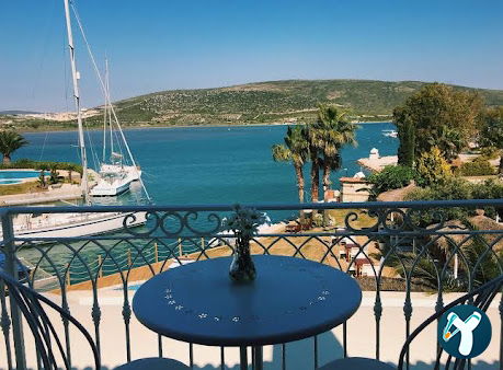 Port Hotel