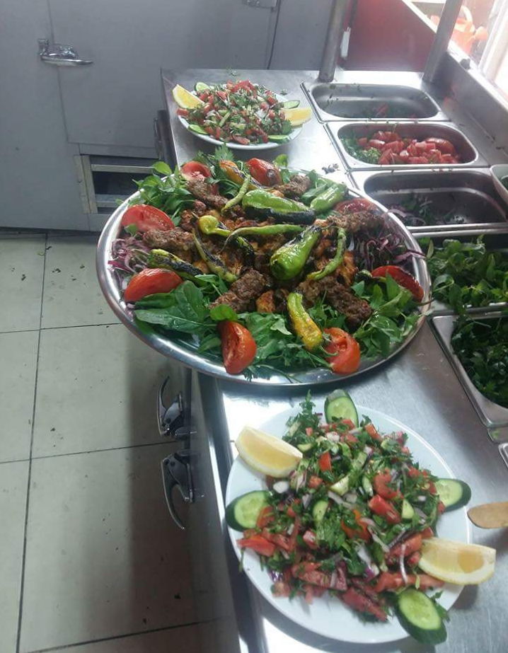 Ferhat Paşa Evyapımı Çiğköfte Kebap