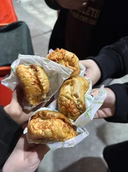 Keçi̇ören Islak Hamburgerci̇si̇ resimleri