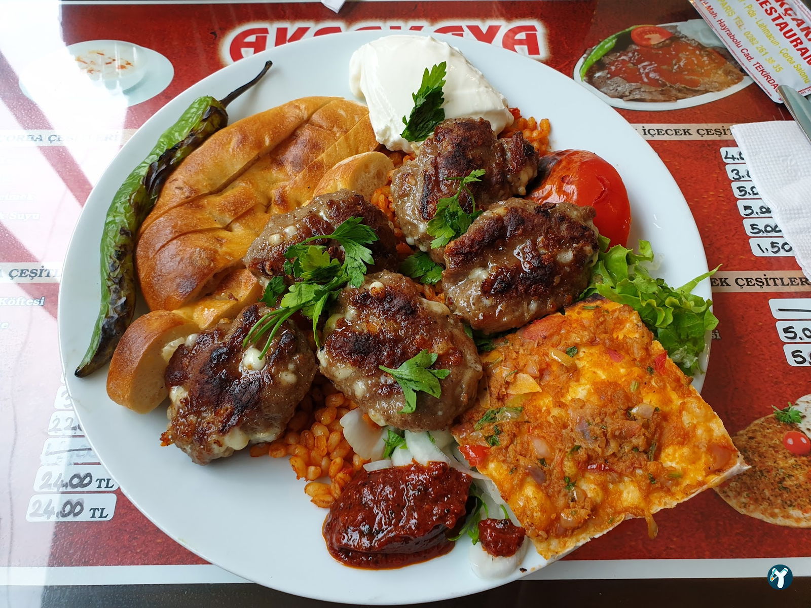Akçakaya Köfte Döner
