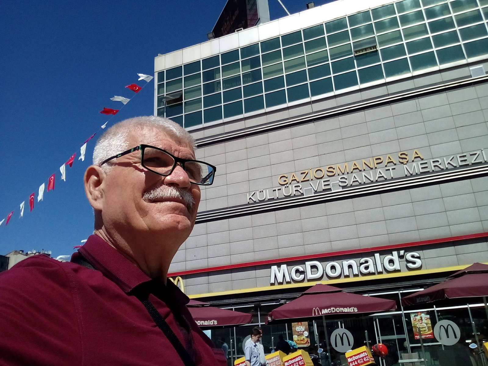Mcdonald'S Gaziosmanpaşa